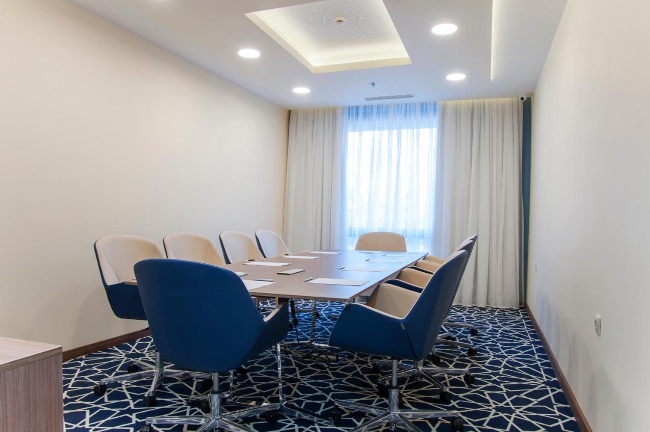 Holiday Inn Plovdiv By Ihg Luaran gambar